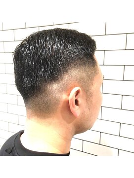 カットハウススペース 人形町 かき上げアップバングフェードバーバー濡れパーマ30代40代50代