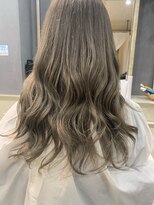 スイート ヘアデザイン(Suite HAIR DESIGN)&nbsp;ナチュラルな透明感♪抜け感ホワイトベージュカラー