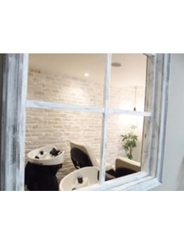 【居心地&相談しやすさ◎】少人数サロンだからこそ叶う！経験豊富なstylistがあなたの理想をとことん追求☆