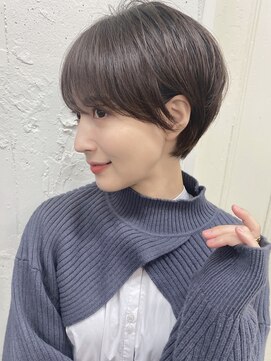 イルウィ(irwi) 【トレンド】お洒落かわいい　丸みショートヘア　透明感カラー