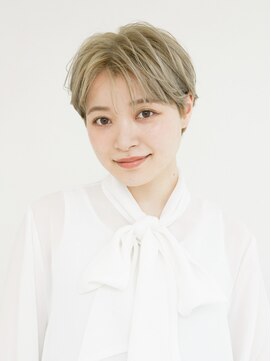 エンタク 新宿(enntaku) ケアブリーチ/グラデーションカラー/ペールベージュ[新宿駅]