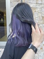 ルーブ トウキョウ(Loob. TOKYO)&nbsp;デザインカラー黒髪インナーカラーピンクベージュカラーレイヤー