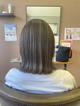ブリックヘアー(BLICK Hair) 切りっぱなしハイライトカラー
