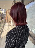レッドカラー　外はね　赤髪