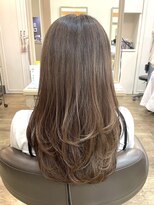 アルターリール(aL ter Rire)&nbsp;くびれヘア/アプリコットオレンジ/ハイライトカラー/中村郁未