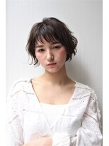 ノーヴェ(Nove) 〈Nove〉トープグレージュ×フェザーショート
