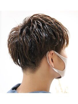 ウィスカーヘアー(whisker hair) 緩めツイストスパイラルパーマ