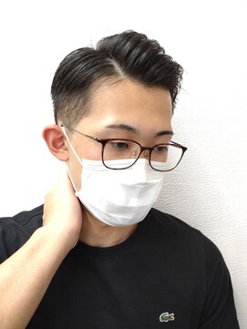 トバ(TOBA) 七三分け/フェードカット