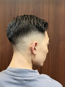 ヒロギンザ 新橋店(HIRO GINZA) 7:3フェードカット