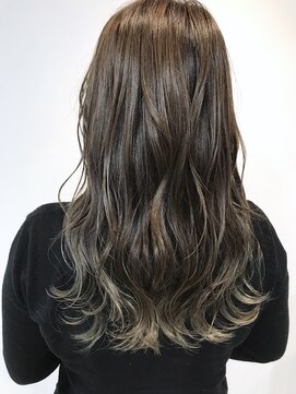 アイビー ヘアーアンドパーソナルカラー(I'B Hair & Personal Color) テールカラーホワイトベージュ