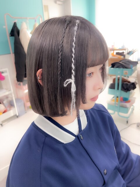 ボブカット ヘアセット グレージュ透明感カラー