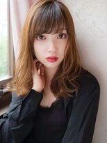 エル バイ ロンド 関(elle by Lond)&nbsp;アンニュイな表情で見せる大人の魅力をup