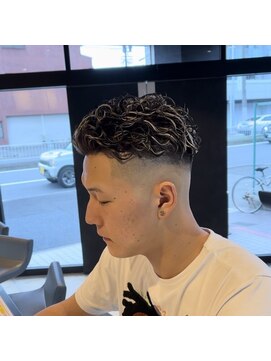 ダズルヘアーエイチ(DAZZLE hair H) ハイライトパーマ