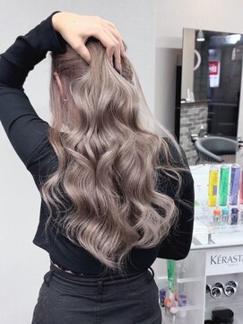 エミーバイモアムー(Emmie byMoremuu) 【埼玉ギャルの救世主】モカミルクティー