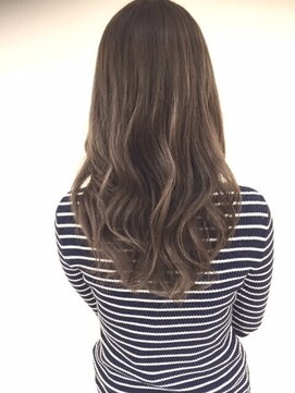 ラヴェ(LAWE.) 外国人風グラデーションカラー♪