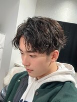 レブヘアー 河原町(LEVHAIR)&nbsp;センターパートツイストスパイラルパーマ刈り上げメンズパーマ