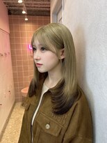 ラルム 新宿(LARME SHINJUKU)&nbsp;ブリーチハイトーンホワイトグレージュダブルカラーレイヤー新宿