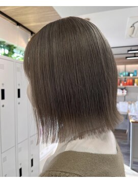 ガガ バイ ラシルフィード(GAGA by lasylphide) 切りっぱなし×オリーブグレージュ