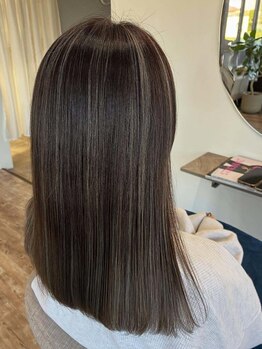 リゼット(Risette)の写真/女性スタイリストのみのマンツーマンサロン♪透明感カラーと厳選トリートメントで美しい髪へと導きます◇