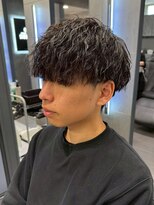 シェリール(CHERiR)&nbsp;メンズカット！ツイスパ×波巻きパーマで爽やかイメチェン