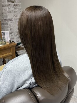 カウンセリングシートに基づいた丁寧なカウンセリングで、お客様のご要望やお悩みに向き合います◎