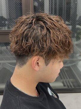 ゴート(GOATO) ツイストスパイラルパーマ 刈り上げマッシュ 鹿児島メンズ
