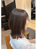 エイム(AIM)&nbsp;酸性ストレートで大人かわいいウルフスタイル