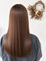 ジェムヘアスタジオ 湘南平塚南口店(Gem Hair Studio) 柔らかブラウン艶ストレート【Gem 神原】