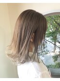 シースルーホワイトベージュ!バレイヤージュ