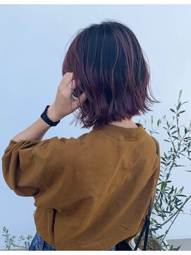 ラッシュグリーン(lush green) ピンクアッシュのバレイヤージュ