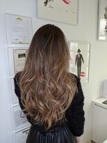 アージェガーデン(AGEE GARDEN) ロングレイヤー/ハイライトカラー