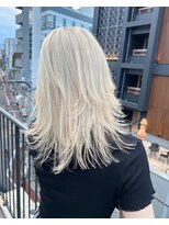 ジーナ(XENA)&nbsp;【光】white blonde