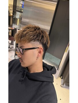 スティーロ 渋谷(Steelo) ツーブロックスタイル