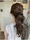 ポニーテール　ヘアアレンジ　結婚式　二次会　花嫁　ドレスヘア