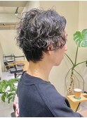 コンマヘアツーブロックマッシュカルマパーマノーセットマッシュ