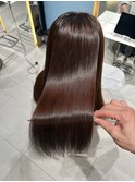 ★グレージュカラー斜めバングデザインカラーシルキー ベージュ