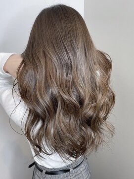 インデックスヘアー 亀戸店 ゆるふわ大人可愛い♪20代30代ロングパーマミルクティアッシュ