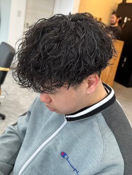 フゥ 宇都宮(FeU) 波巻きパーマメンズパーマメンズヘアツーブロックツイストパーマ