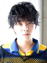 ライラ(Lyla)&nbsp;脱力系無造作質感　プチスパイラルマッシュウルフ