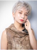 ホワイトブロンドイメチェンくせ毛風小顔ショートv上尾20代30代