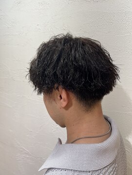 アジールヘア 池袋東口店(agir hair) ビジネスマンにも！清潔感ある大人のセンターパートツイスパ池袋