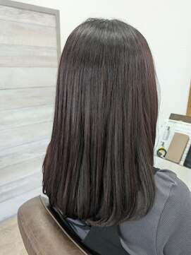 ラヴィリス バイ レム(Raviliss by rem) ミディアムヘアー