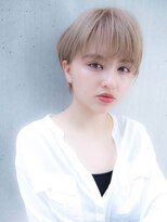 ルティア(Lutia) ホワイトベージュ ひし形シルエット シースルーバング ☆