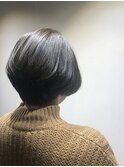 nilva新宿／オリーブアッシュ ラフショートボブ [山村麻悠]