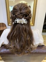 アンテシニヨン(Un the Shiniyon)&nbsp;ハーフアップヘアセット