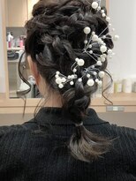 セ サンパ(c'est SYMPA) 編みおろしヘアアレンジ