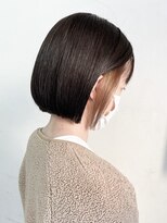 ヒビヲ(HIBIO) ショートボブミルクティーベージュブリーチダブルカラー横浜西口