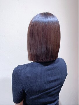 パシパラ (Par-ci Par-la) つるんと切りっぱなしボブ