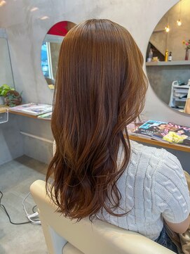 ドラマティックヘア(DRAMATIC HAIR) ライトベージュ×ローレイヤー