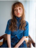 柔らかいウェーブ×ベージュ